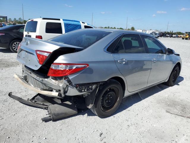 4T4BF1FK5GR555763 - 2016 TOYOTA CAMRY LE SILVER photo 3
