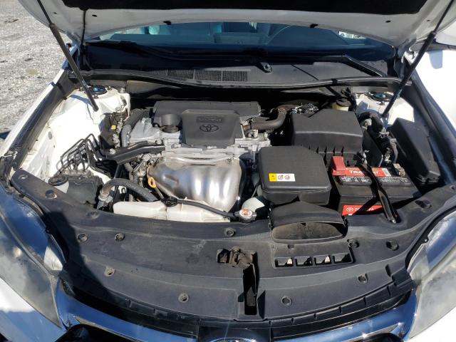 4T1BF1FK3HU699579 - 2017 TOYOTA CAMRY LE WHITE photo 11