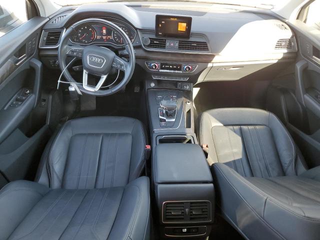 WA1ANAFY1K2080144 - 2019 AUDI Q5 PREMIUM 银色 照片 8