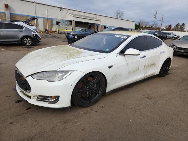 2013 TESLA MODEL S, 