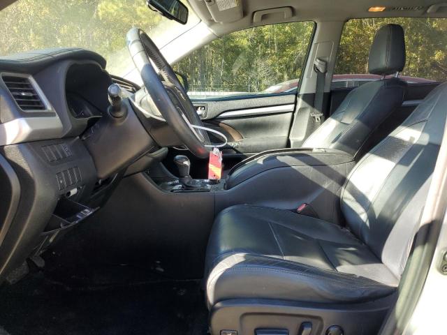 5TDKKRFH6FS064716 - 2015 TOYOTA HIGHLANDER XLE ვერცხლისფერი ფოტო 7