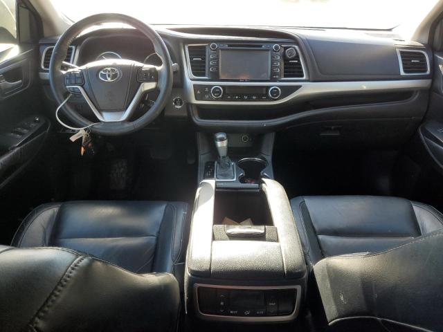 5TDKKRFH6FS064716 - 2015 TOYOTA HIGHLANDER XLE ვერცხლისფერი ფოტო 8