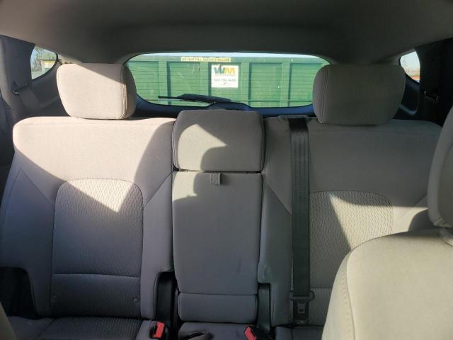 5NMZT3LB1JH080987 - 2018 HYUNDAI SANTA FE S WHITE photo 10