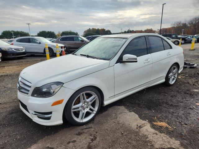 2012 MERCEDES-BENZ C 300 4MATIC, 