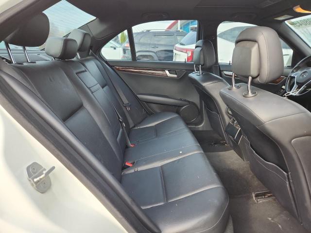 WDDGF8BB3CR236495 - 2012 MERCEDES-BENZ C 300 4MATIC WHITE photo 10