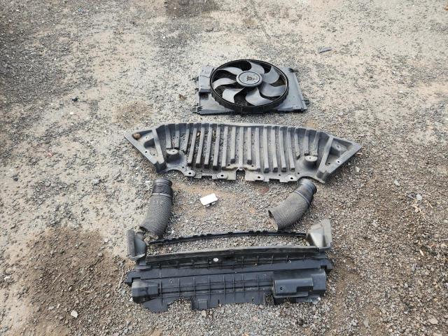 WDDGF8BB3CR236495 - 2012 MERCEDES-BENZ C 300 4MATIC WHITE photo 12