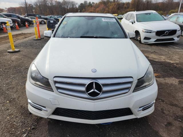 WDDGF8BB3CR236495 - 2012 MERCEDES-BENZ C 300 4MATIC WHITE photo 5