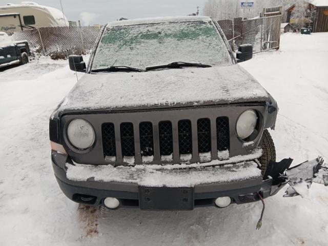 1C4NJRBB8HD179866 - 2017 JEEP PATRIOT SPORT GRAY photo 5