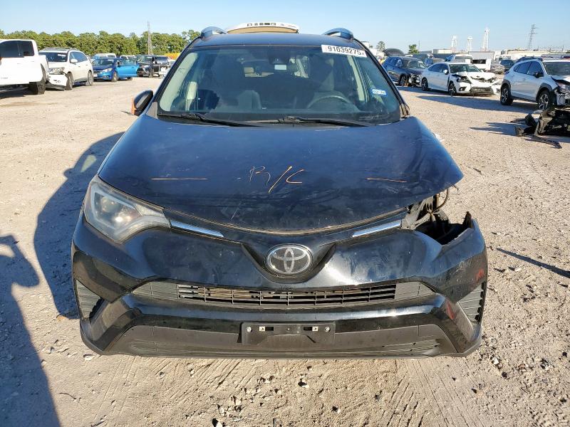 2T3ZFREV6HW335706 - 2017 TOYOTA RAV4 LE Սև լուսանկար 5