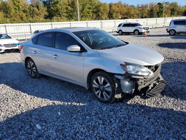 3N1AB7AP0KY299312 - 2019 NISSAN SENTRA S 银色 照片 4