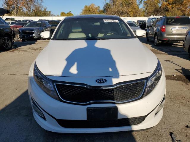 5XXGN4A70FG432596 - 2015 KIA OPTIMA EX WHITE photo 5