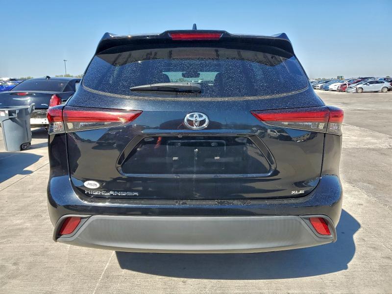 5TDGZRAH2MS080031 - 2021 TOYOTA HIGHLANDER XLE أسود صورة 6