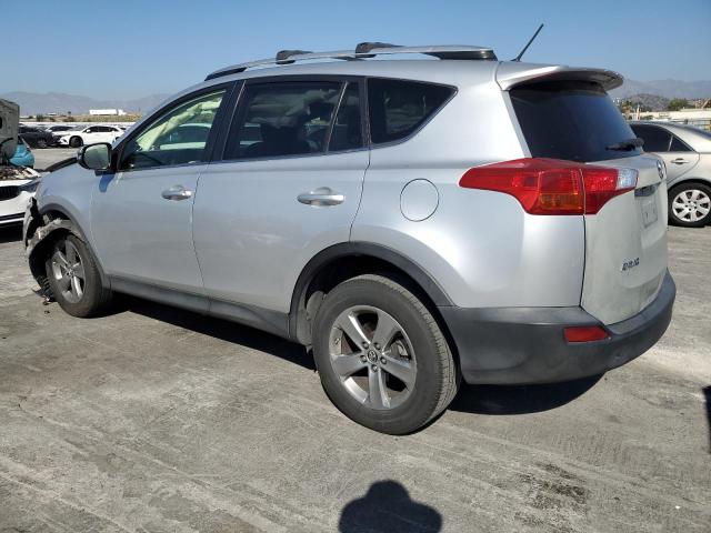 JTMWFREV1FD060193 - 2015 TOYOTA RAV4 XLE Արծաթագույն լուսանկար 2