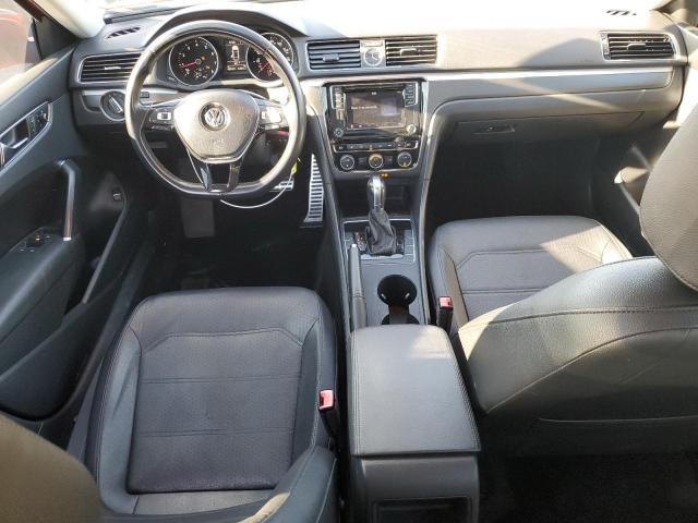 1VWDT7A3XHC052060 - 2017 VOLKSWAGEN PASSAT R-LINE Rouge photo 8