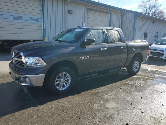 2015 RAM 1500 SLT, 