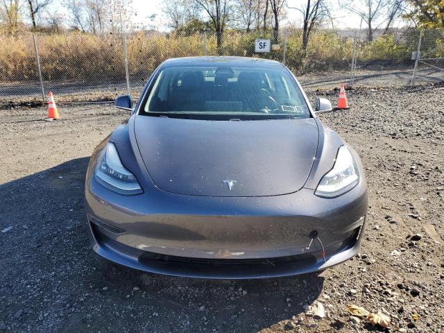 5YJ3E1EB1LF589967 - 2020 TESLA MODEL 3 Gris photo 5