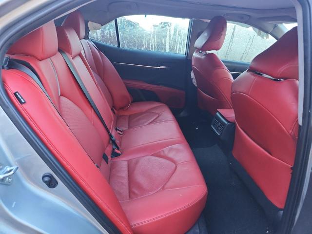 4T1K61AK8NU011966 - 2022 TOYOTA CAMRY XSE 银色 照片 10