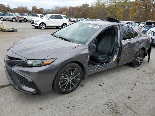 2022 TOYOTA CAMRY SE, 