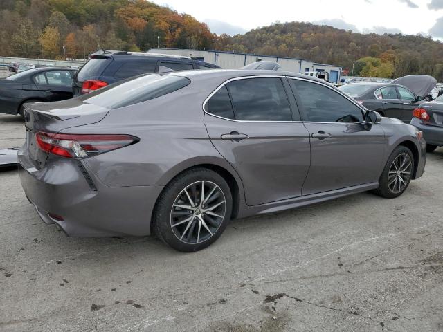 4T1G11AK5NU635941 - 2022 TOYOTA CAMRY SE Сұр фото 3
