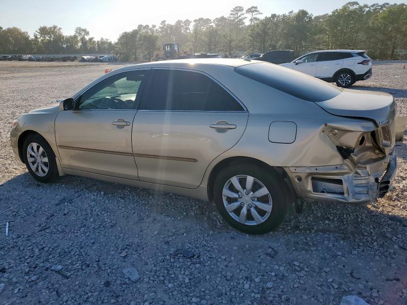 4T4BF3EK3AR051233 - 2010 TOYOTA CAMRY BASE Բեժ լուսանկար 2