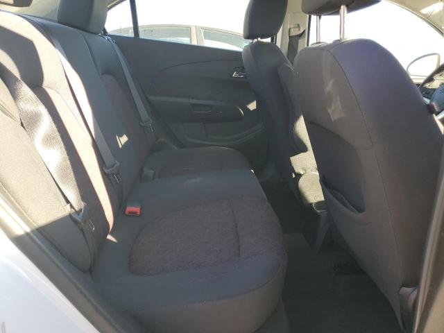 1G1JD5SH2J4108941 - 2018 CHEVROLET SONIC LT Blanc photo 10