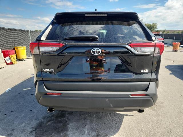 2T3W1RFV3SC310657 - 2025 TOYOTA RAV4 XLE 黑色 照片 6