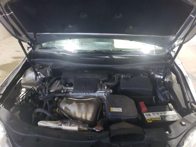 4T4BF1FK9GR584246 - 2016 TOYOTA CAMRY LE SILVER photo 11