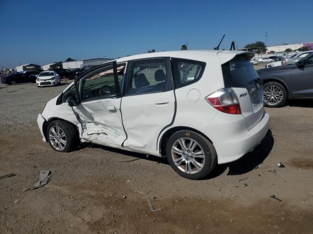 JHMGE88609S060321 - 2009 HONDA FIT SPORT WHITE photo 2