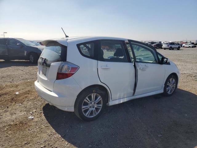 JHMGE88609S060321 - 2009 HONDA FIT SPORT WHITE photo 3