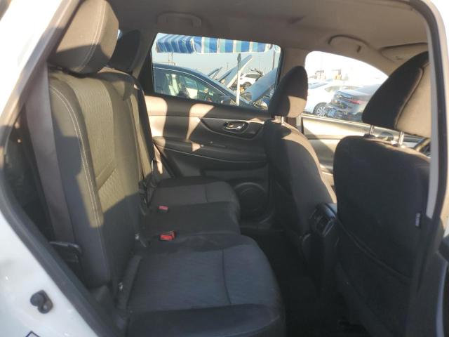 KNMAT2MT9KP519196 - 2019 NISSAN ROGUE S WHITE photo 11