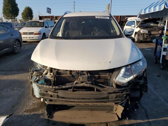 KNMAT2MT9KP519196 - 2019 NISSAN ROGUE S WHITE photo 5