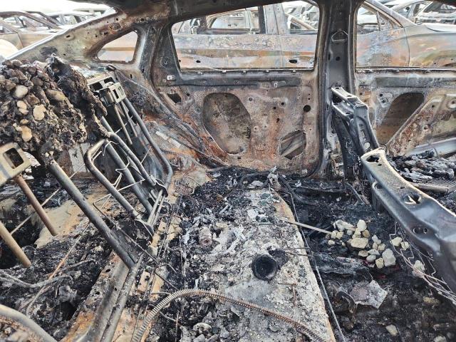 1G1ZE5ST0HF242317 - 2017 CHEVROLET MALIBU LT BURN photo 10