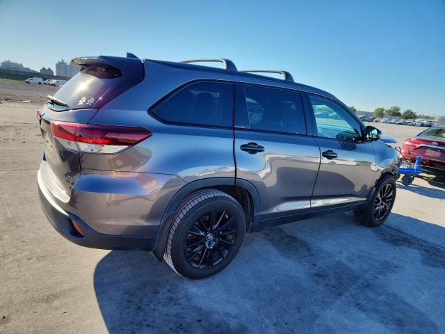 5TDKZRFH2KS326091 - 2019 TOYOTA HIGHLANDER SE 灰色 照片 3