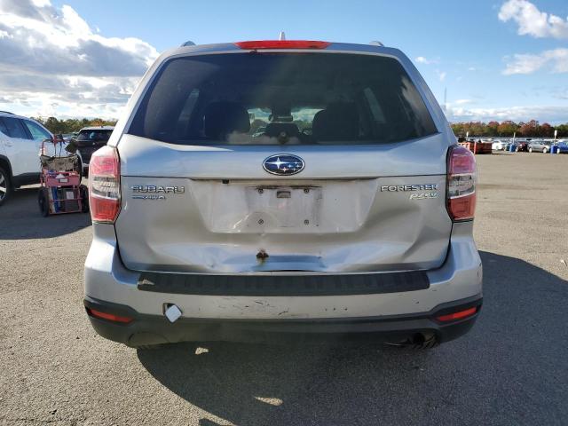 JF2SJADC3GH415746 - 2016 SUBARU FORESTER 2.5I PREMIUM SILVER photo 6