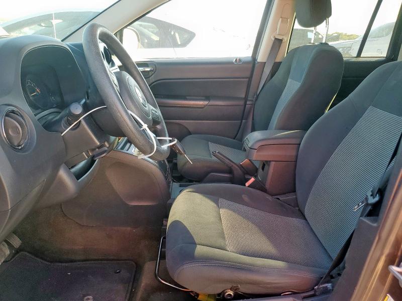 1C4NJCBAXHD146677 - 2017 JEEP COMPASS SPORT GRAY photo 7