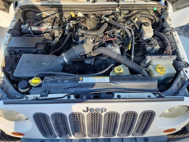 1J4FA24189L709951 - 2009 JEEP WRANGLER X WHITE photo 11