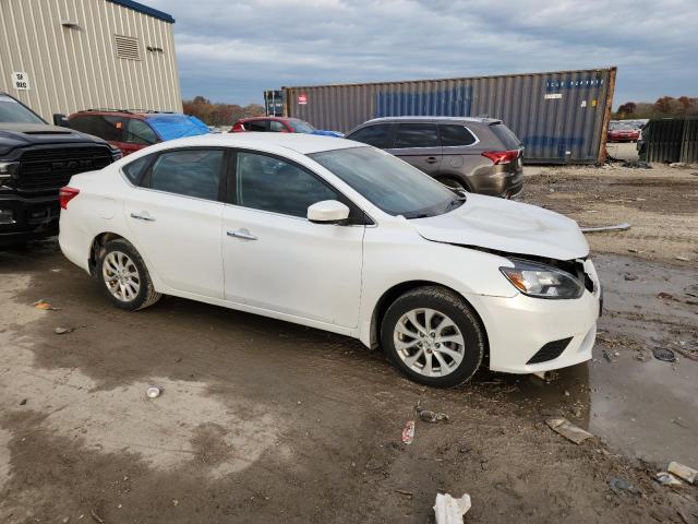 3N1AB7AP7JY324091 - 2018 NISSAN SENTRA S WHITE photo 4