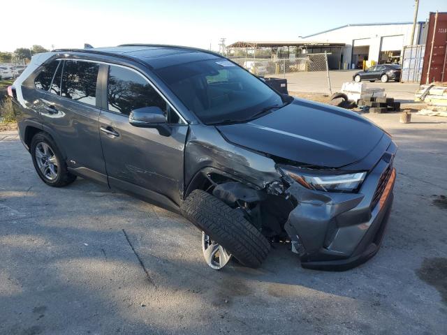 4T3RWRFV9NU064408 - 2022 TOYOTA RAV4 XLE GRAY photo 4