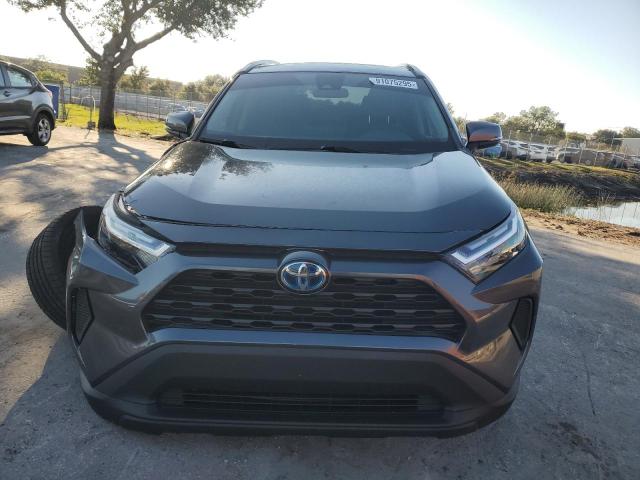 4T3RWRFV9NU064408 - 2022 TOYOTA RAV4 XLE GRAY photo 5