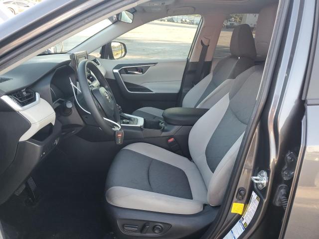4T3RWRFV9NU064408 - 2022 TOYOTA RAV4 XLE GRAY photo 7