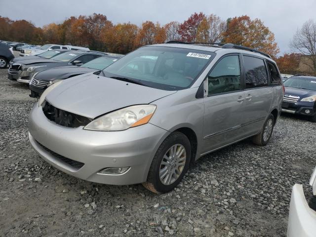 2008 TOYOTA SIENNA XLE, 