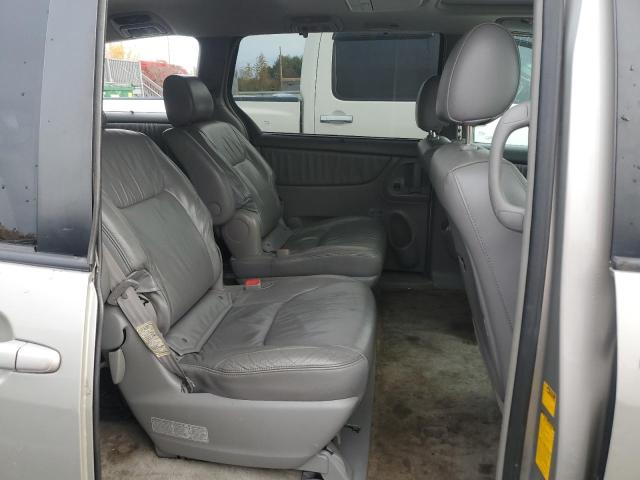 5TDBK22C48S011968 - 2008 TOYOTA SIENNA XLE SILVER photo 11