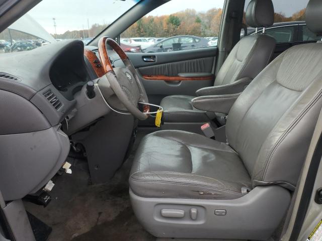 5TDBK22C48S011968 - 2008 TOYOTA SIENNA XLE SILVER photo 7