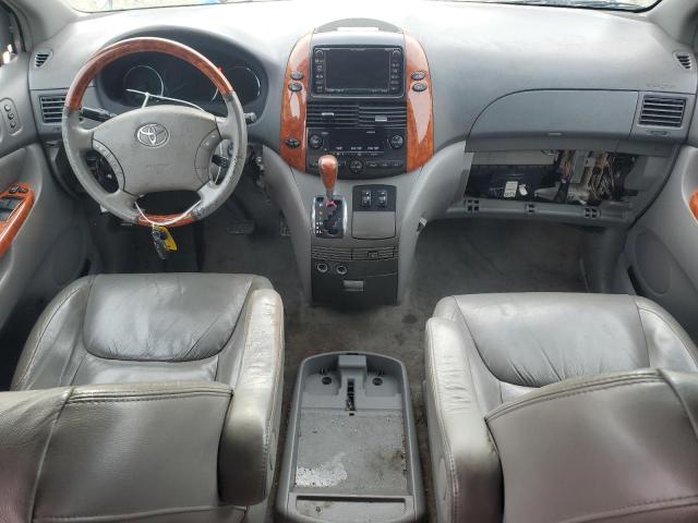 5TDBK22C48S011968 - 2008 TOYOTA SIENNA XLE SILVER photo 8