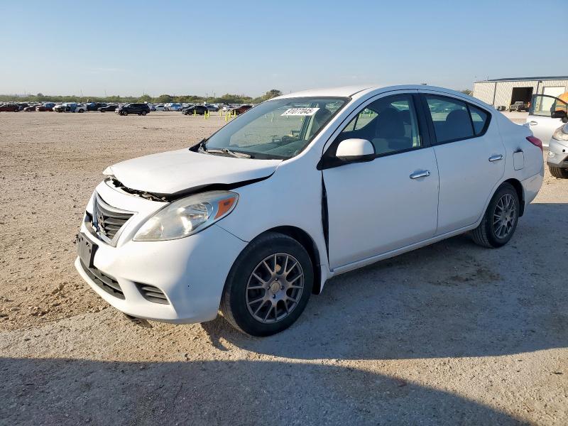 2013 NISSAN VERSA S, 
