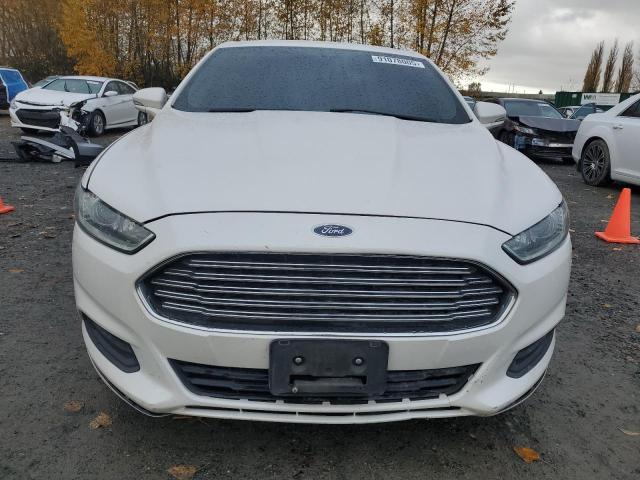 1FA6P0H79F5113440 - 2015 FORD FUSION SE თეთრი ფოტო 5