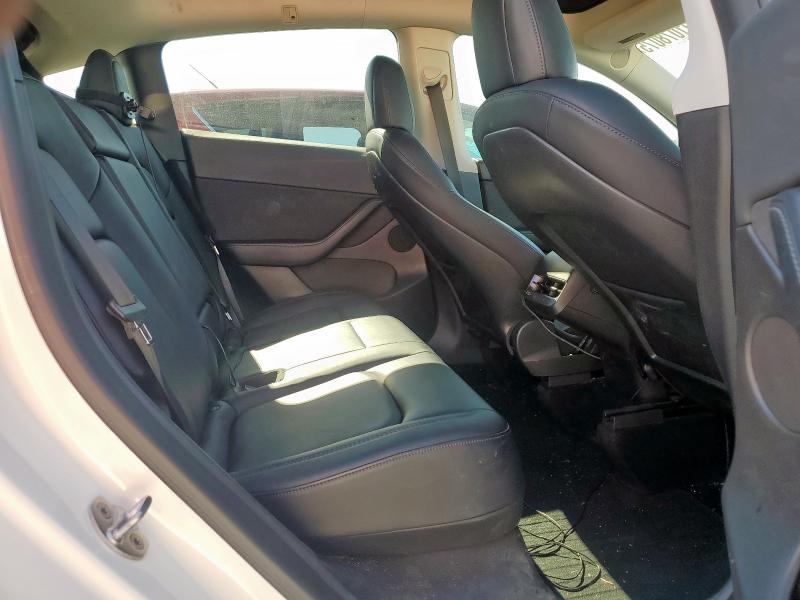 7SAYGDEF2NF341348 - 2022 TESLA MODEL Y WHITE photo 11