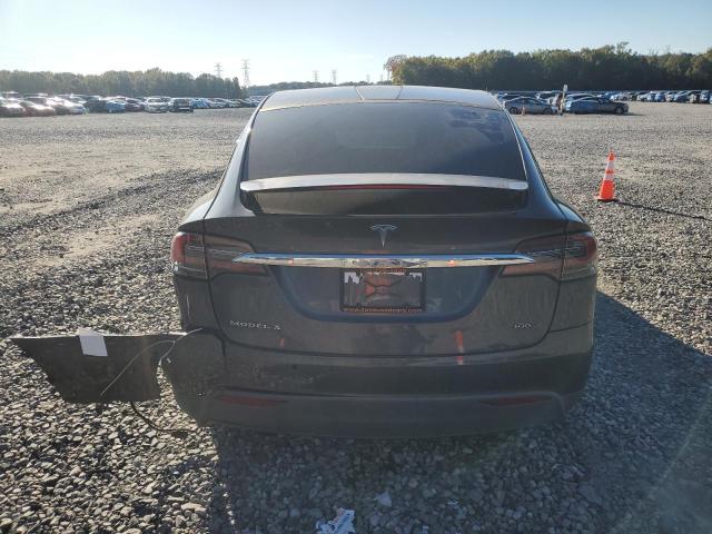 5YJXCBE2XHF056830 - 2017 TESLA MODEL X ნაცრისფერი ფოტო 6