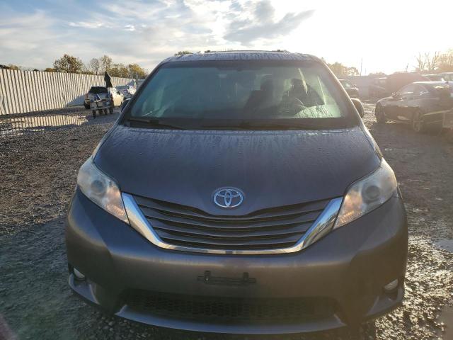5TDDK3DCXDS059030 - 2013 TOYOTA SIENNA XLE 银色 照片 5