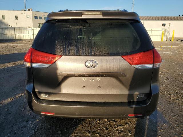 5TDDK3DCXDS059030 - 2013 TOYOTA SIENNA XLE 银色 照片 6